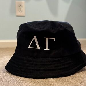 Black Bucket Hat with Greek Letters ΔΓ